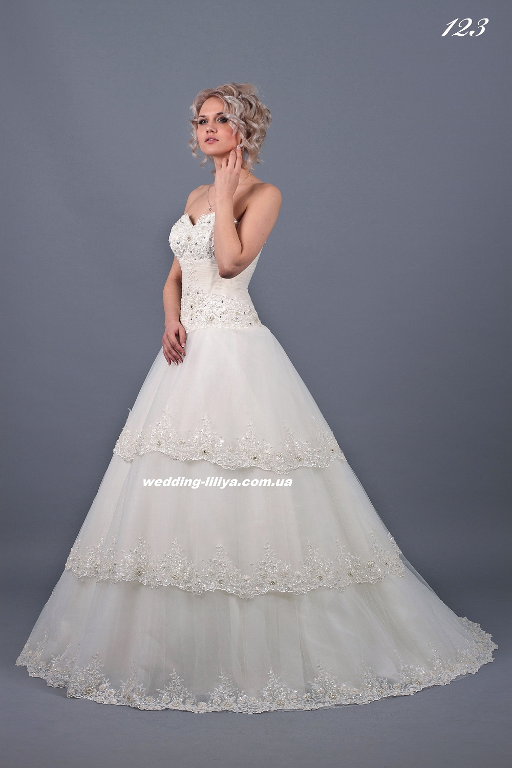 Свадебное платье №123